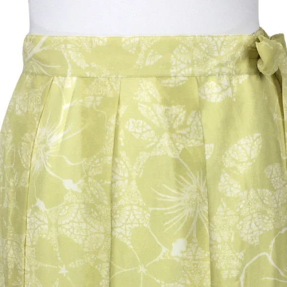 TOMMY BAHAMA Vintage Silk Pleated Floral Tropical Hawaiian Wrap Mini Skirt 4 - Picture 6 of 15
